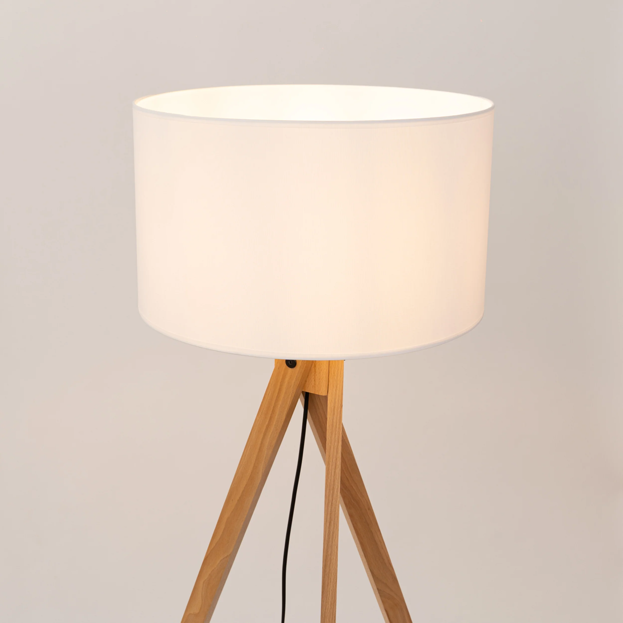 Lampa podłogowa Natt biała - Image 8