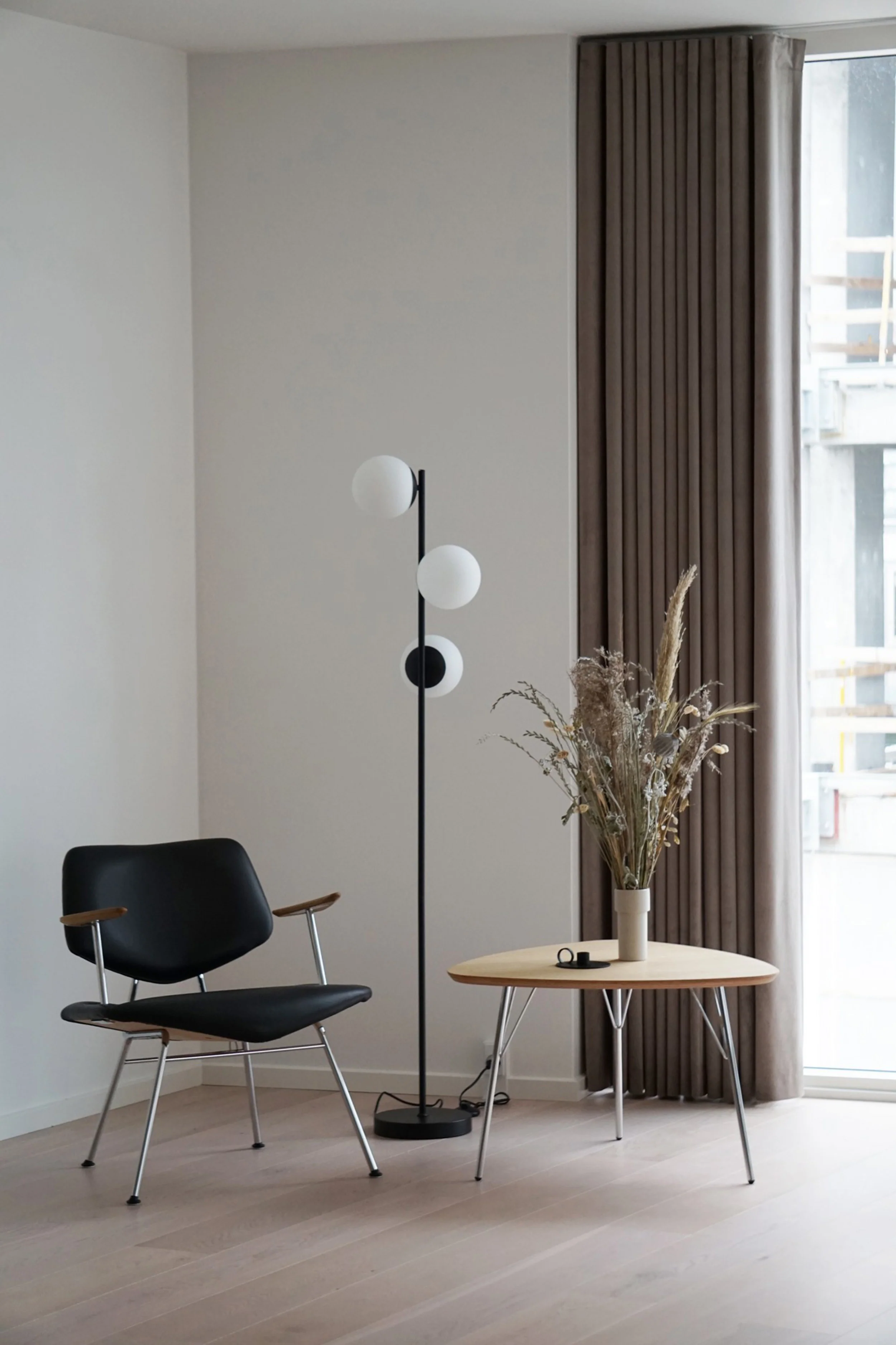 Lampa podłogowa Lilly x3 czarna - Image 4