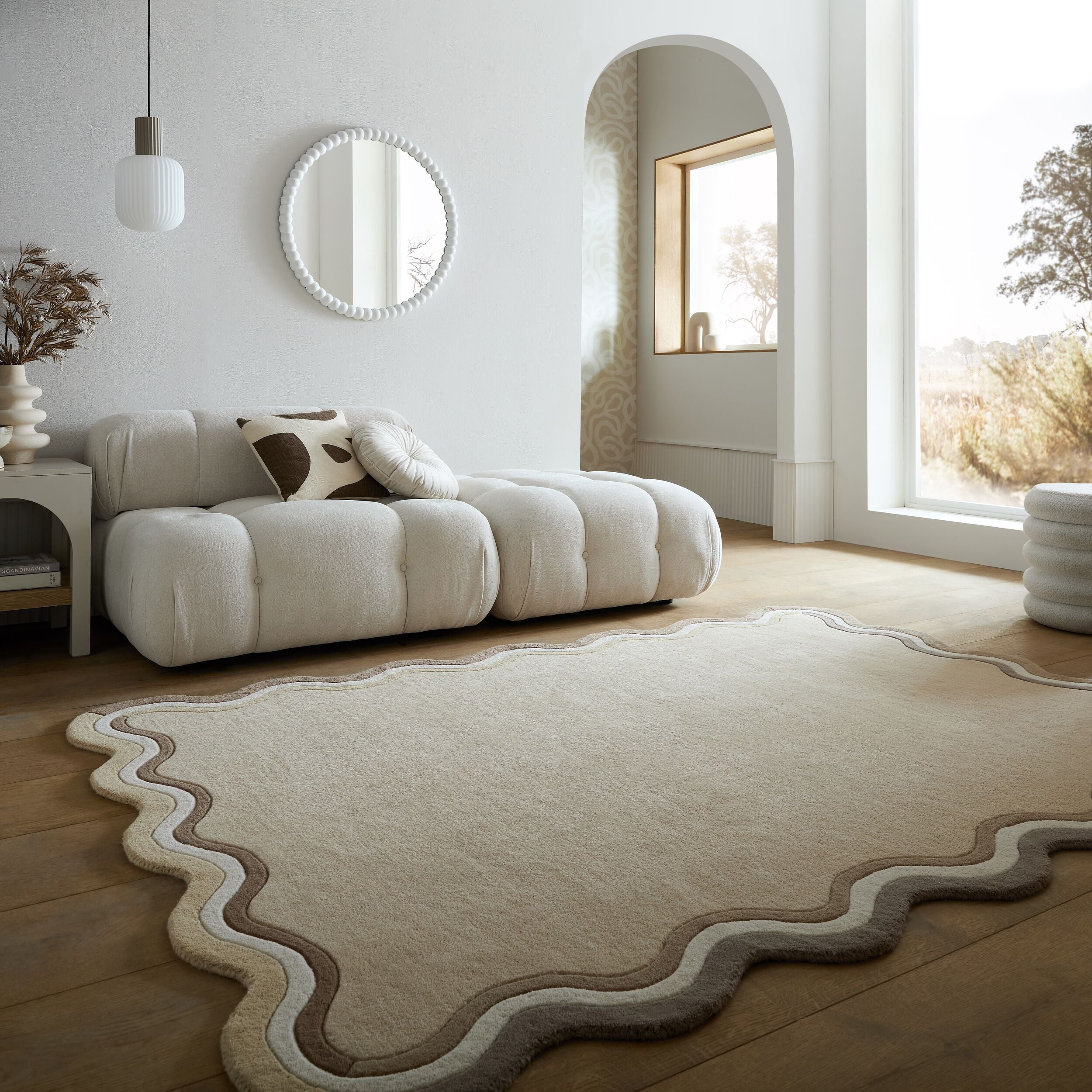 Dywan wełniany ręcznie wykonany Leo Scallop Border 200x290 cm beżowy - Image 2