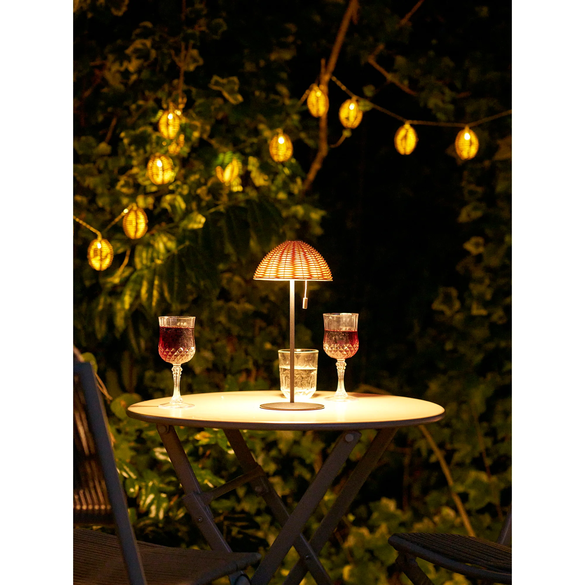 Lampki wiszące Carlisle LED brązowe - Image 2