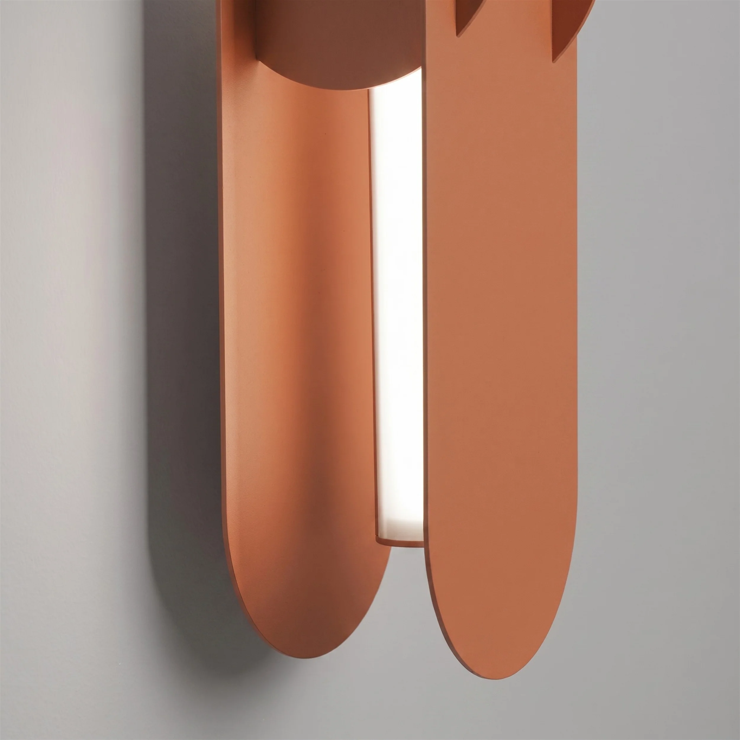 Kinkiet Chain 91 cm LED ochra czerwona - Image 4