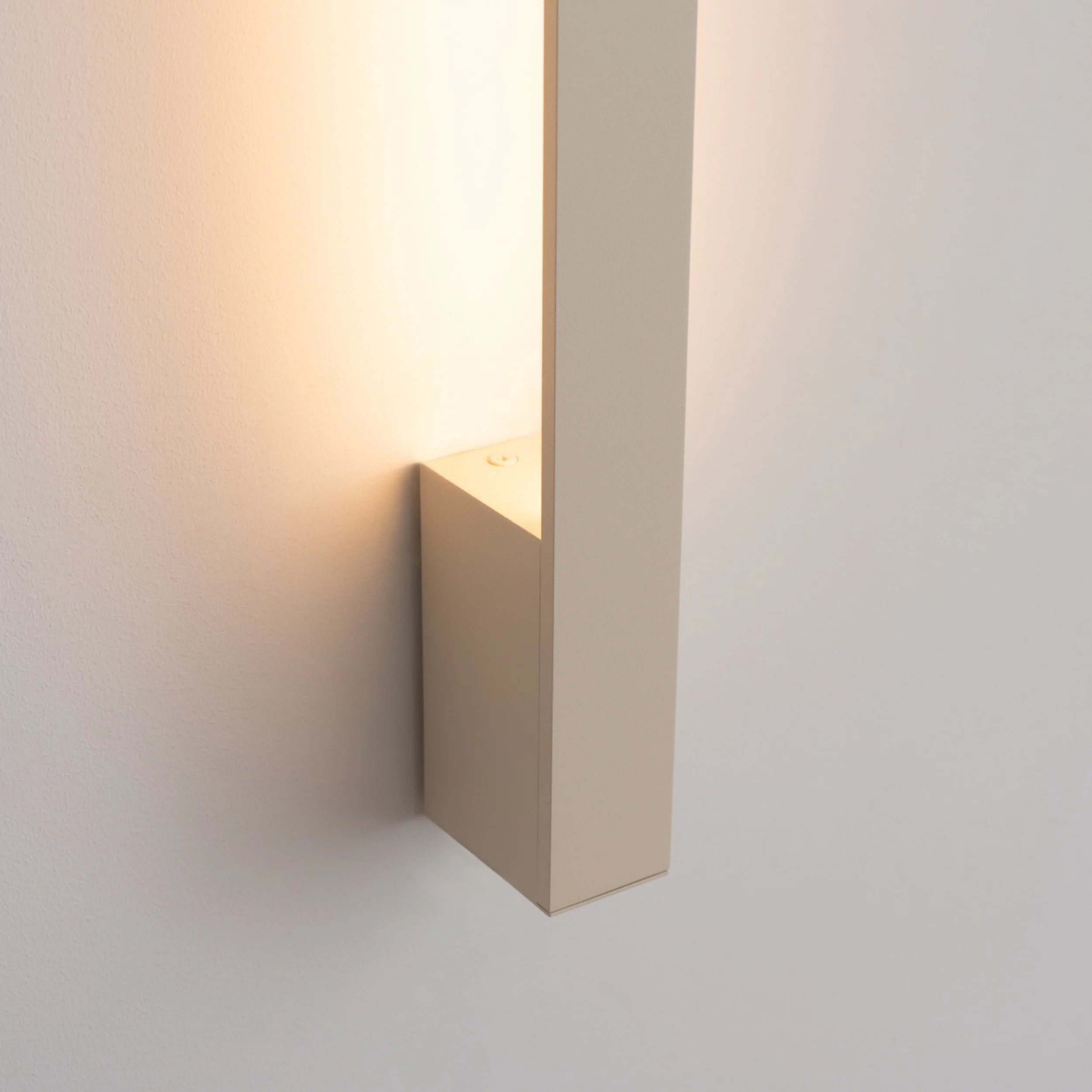 Kinkiet Sappo 150 cm beżowy LED barwa ciepła - Image 7