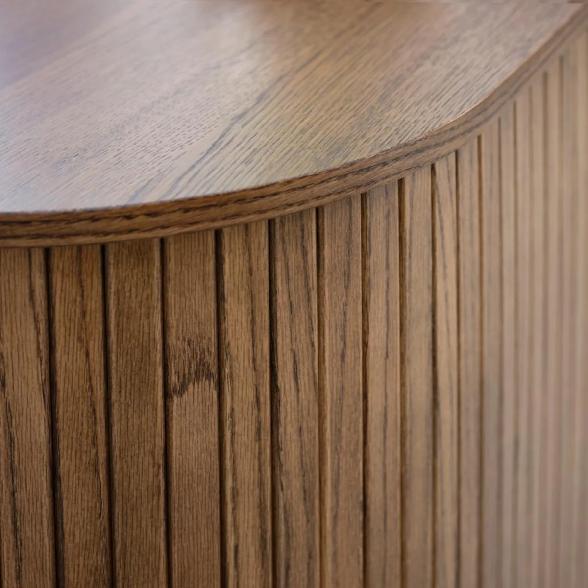 Komoda Gativel 140x76 cm lamele dąb palony - Image 5