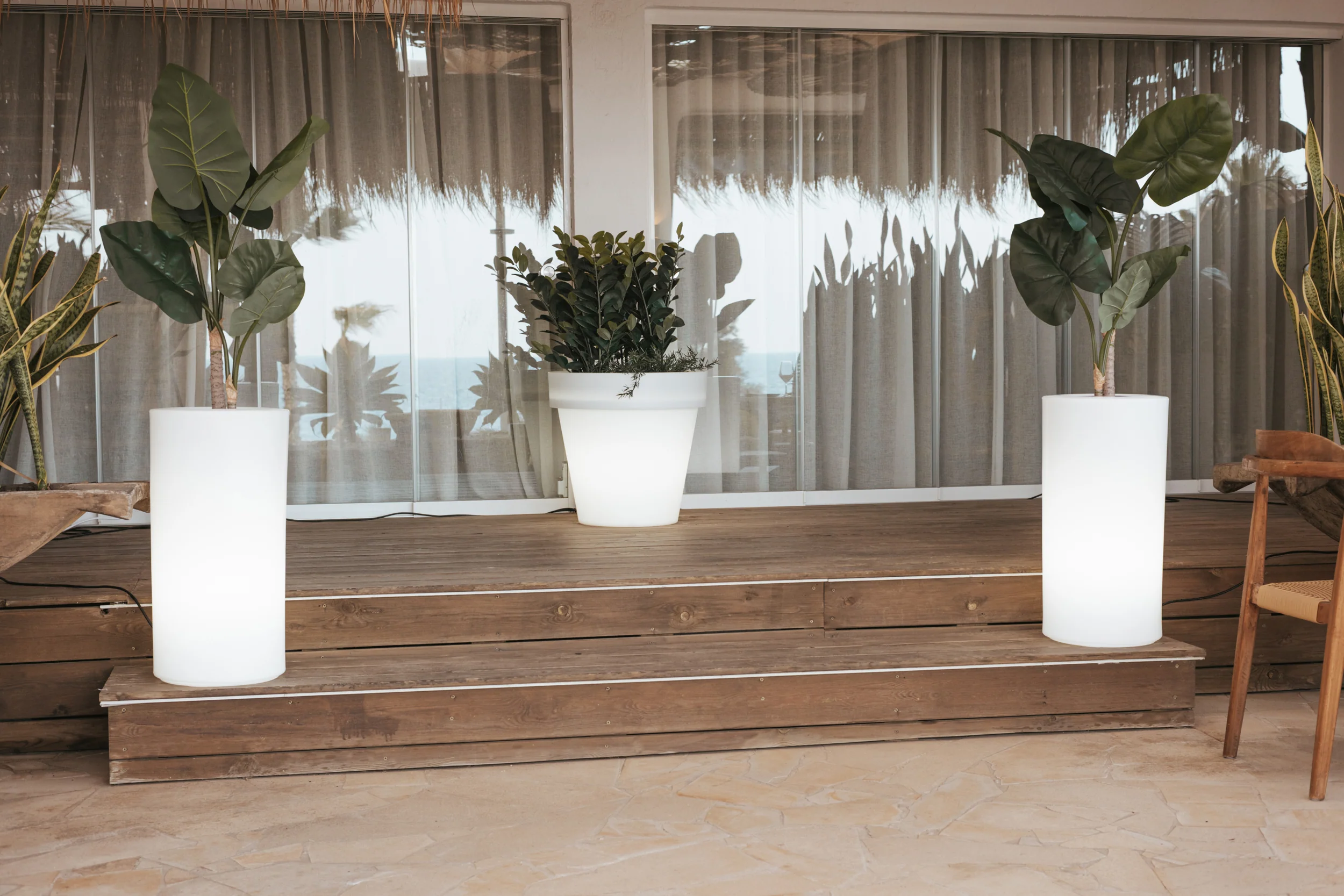 Lampa ogrodowa doniczka Magnolia 45 Cable LED biała - Image 3