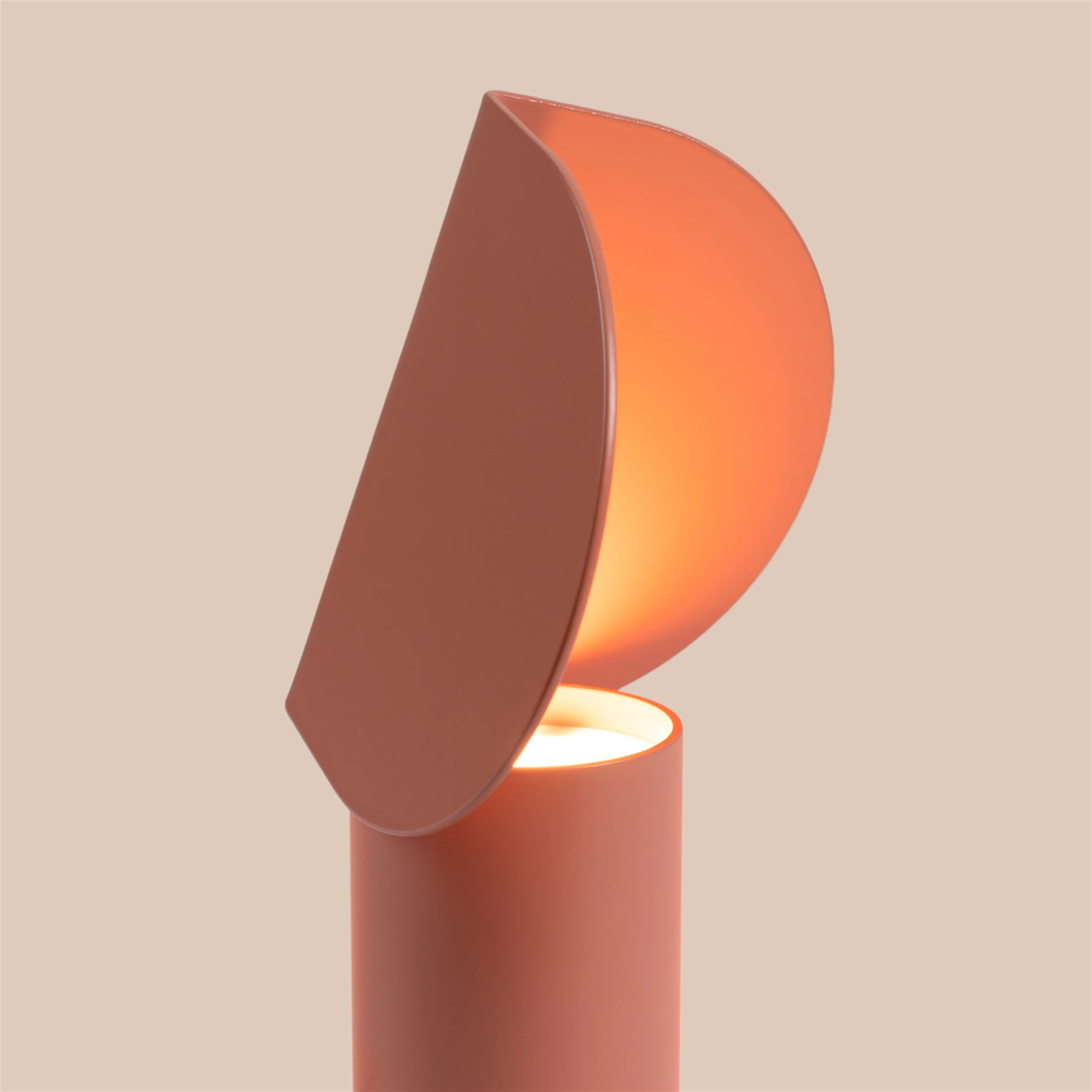 Lampa stołowa Biscuit LED brzoskwiniowy - Image 5