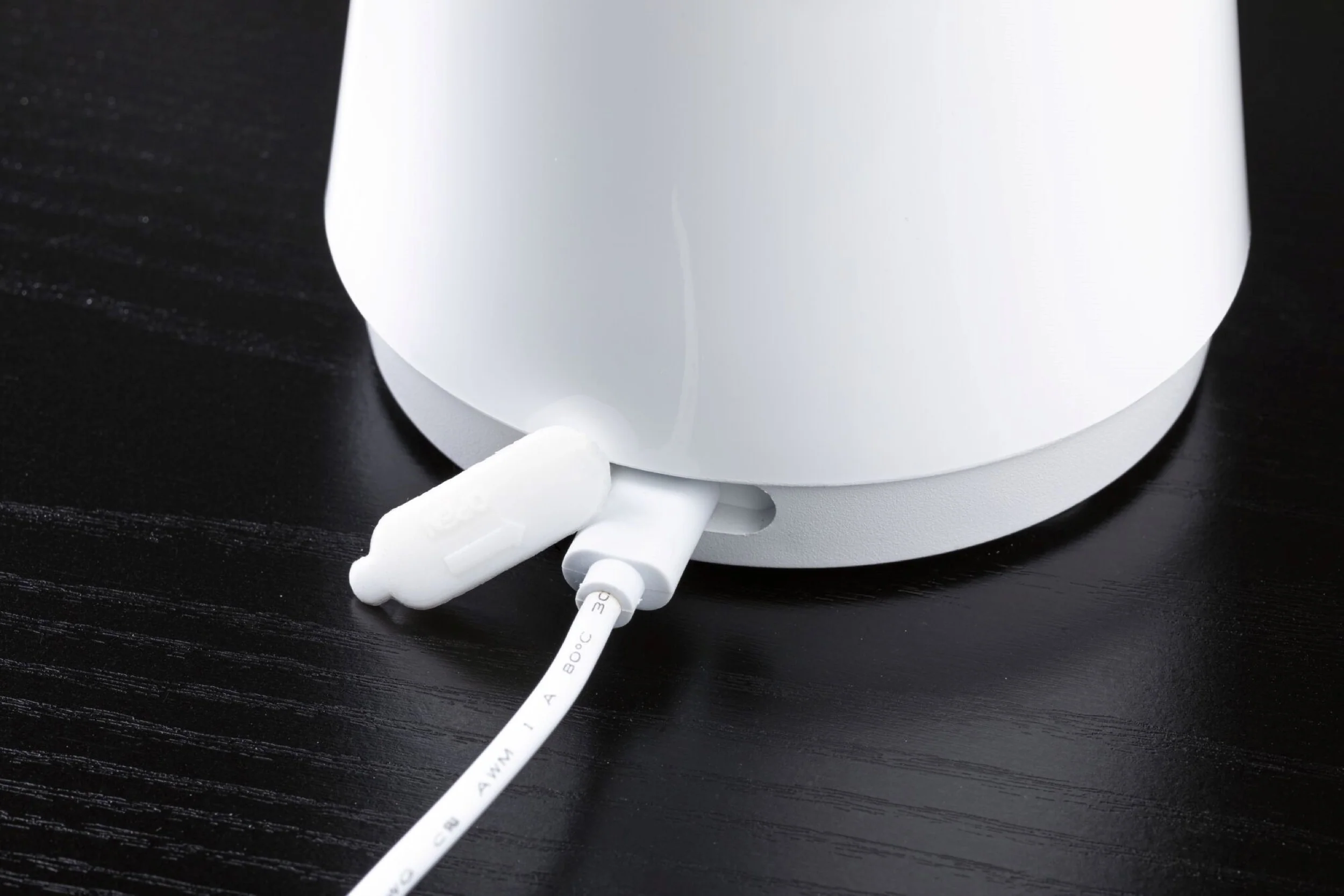 Lampa stołowa Onzo LED biały połysk - Image 8