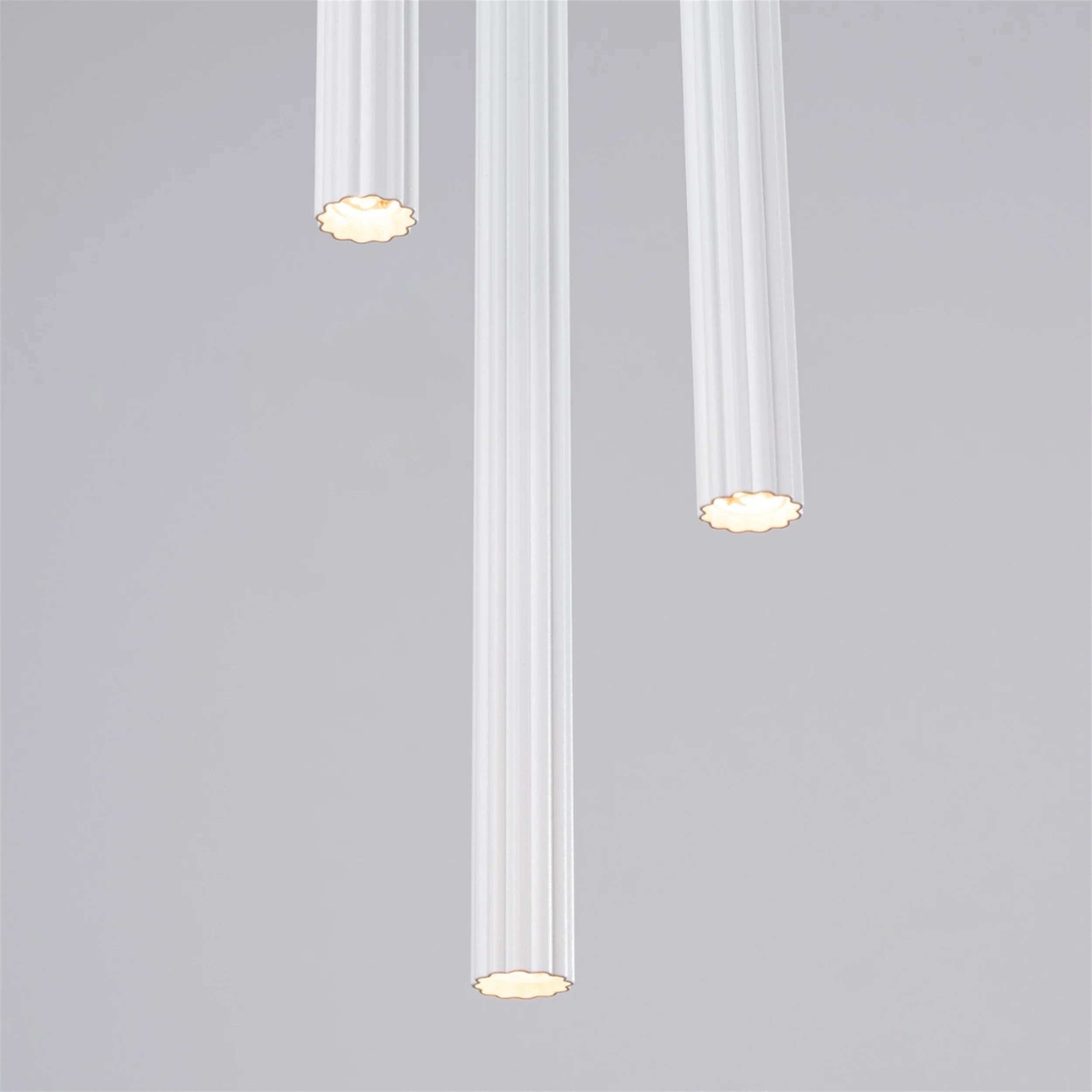 Lampa wisząca Arche x3 biała na okrągłej podsufitce - Image 9