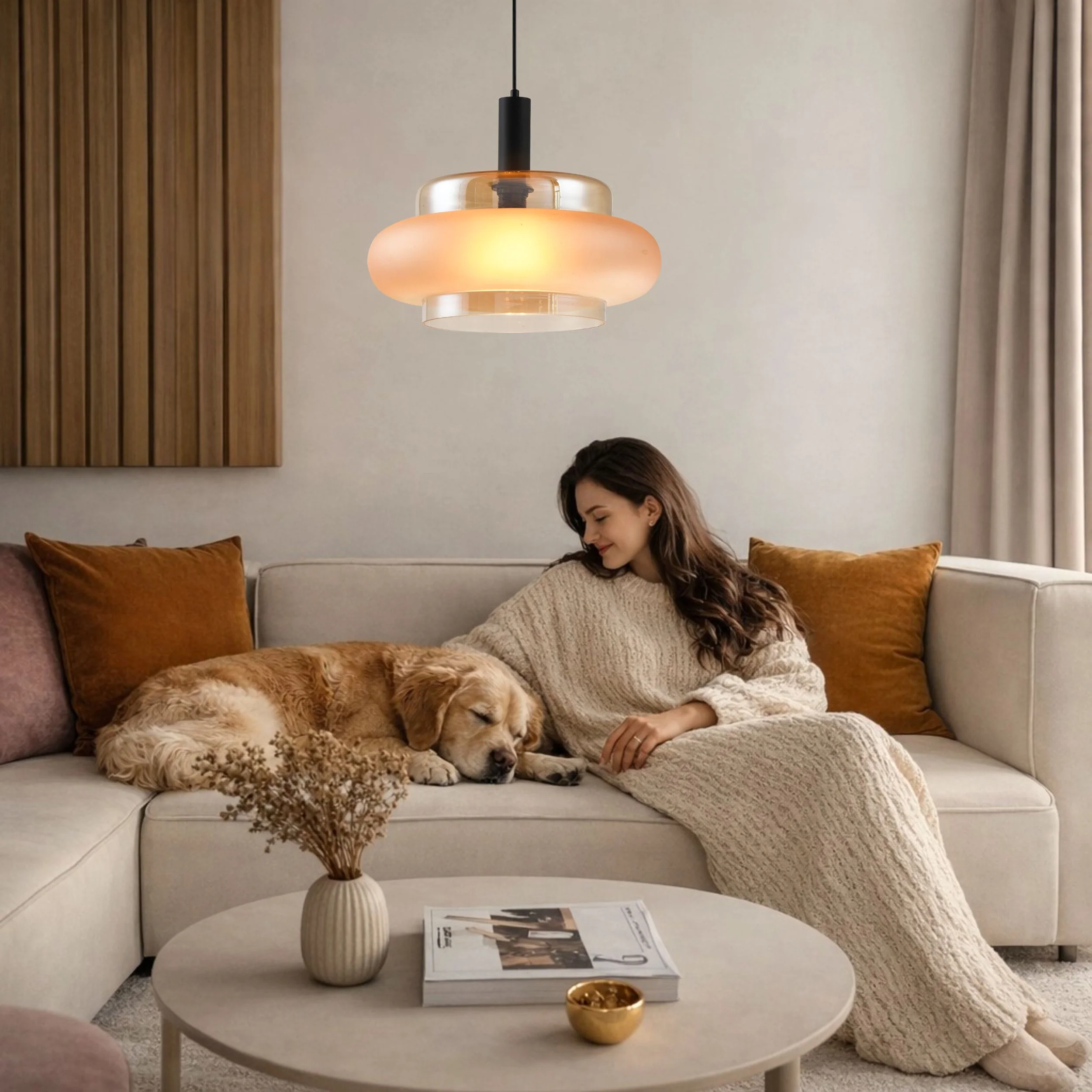 Lampa wisząca Brizi czarna E27 40W z bursztynowym mrożonym kloszem - Image 3