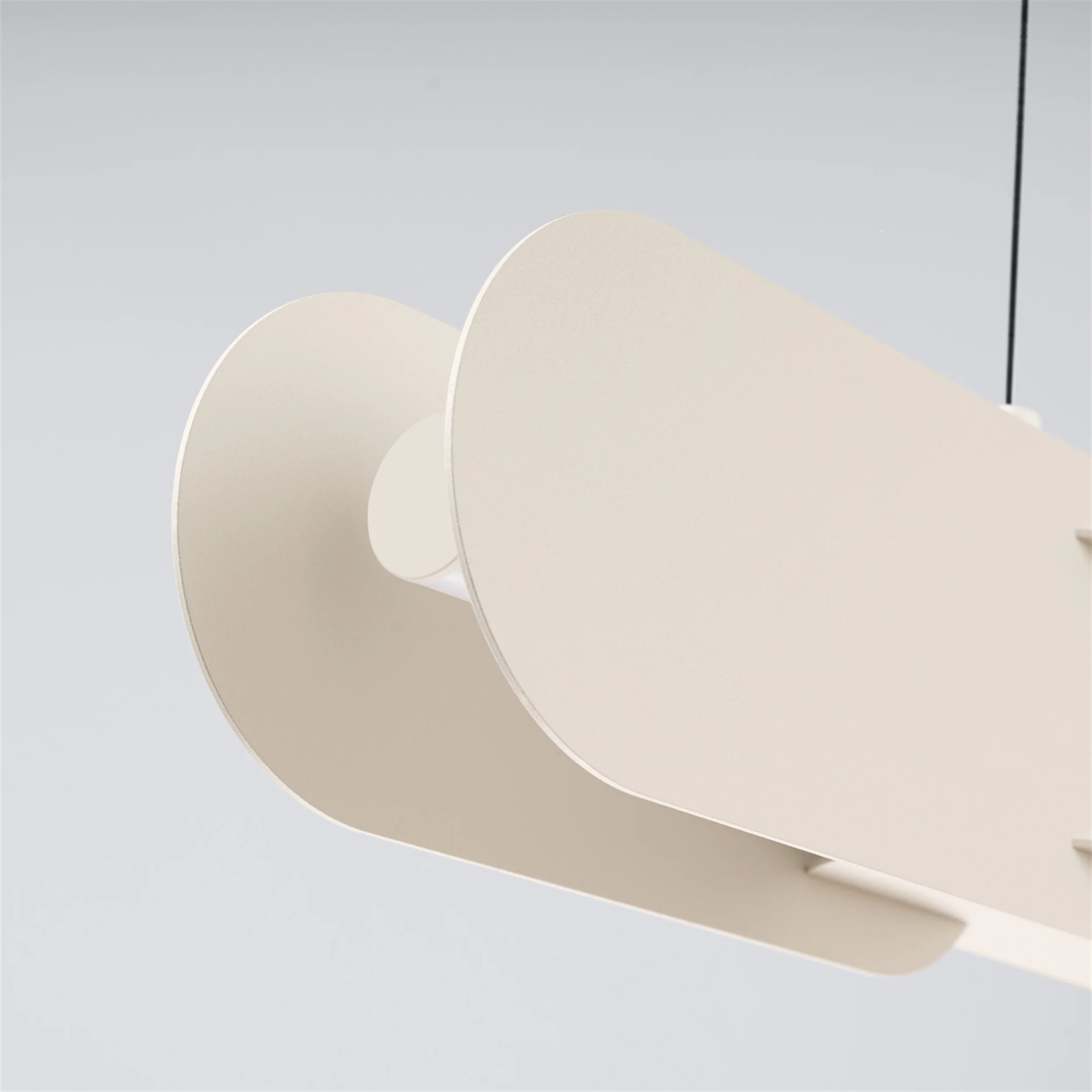 Lampa wisząca Chain 91 cm LED beżowa - Image 5