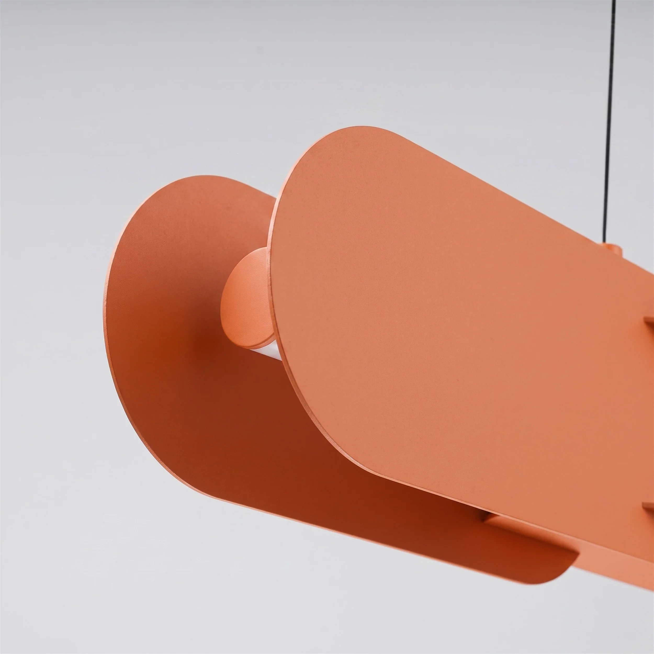 Lampa wisząca Chain 91 cm LED ochra czerwona - Image 5