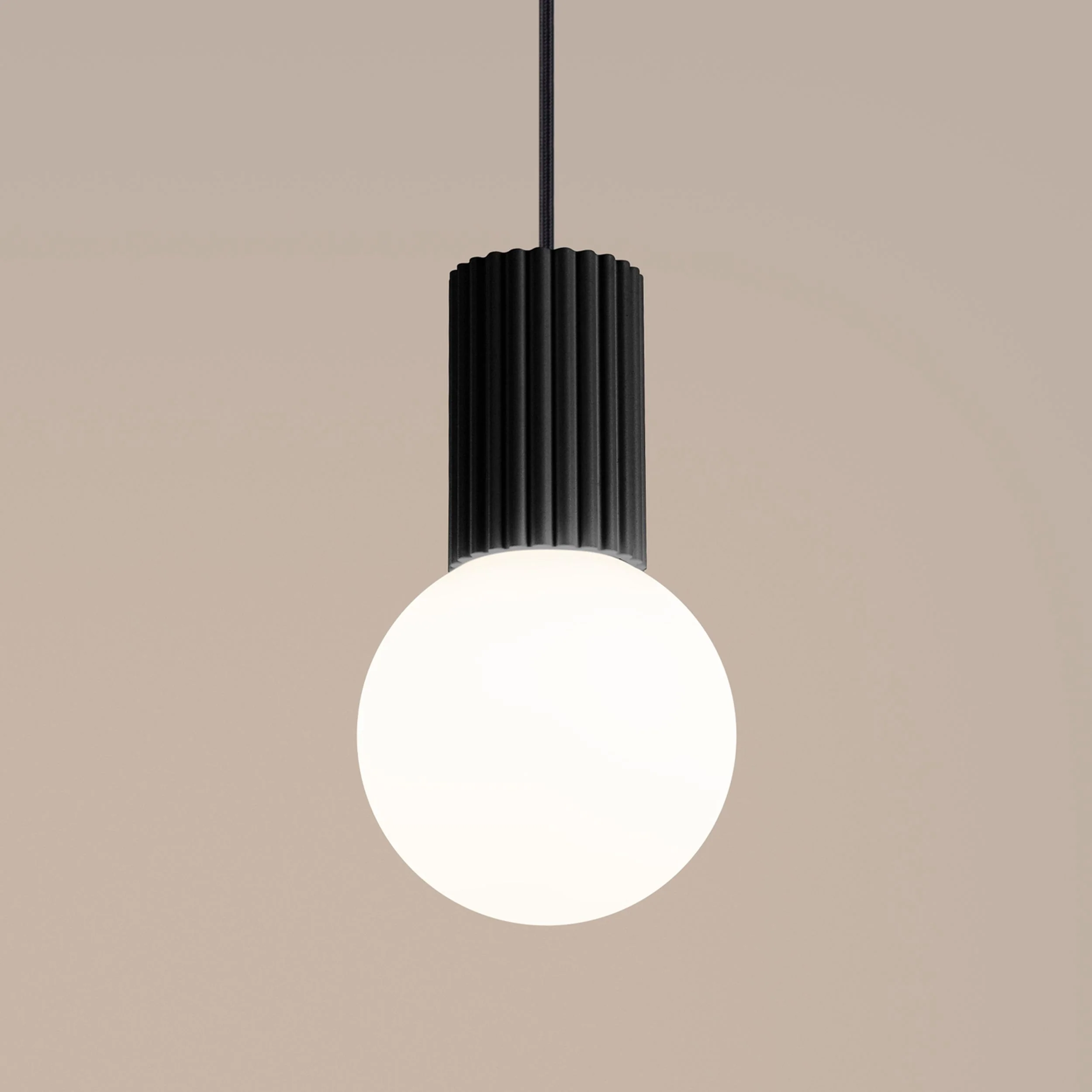 Lampa wisząca Halo 1 czarna - Image 7