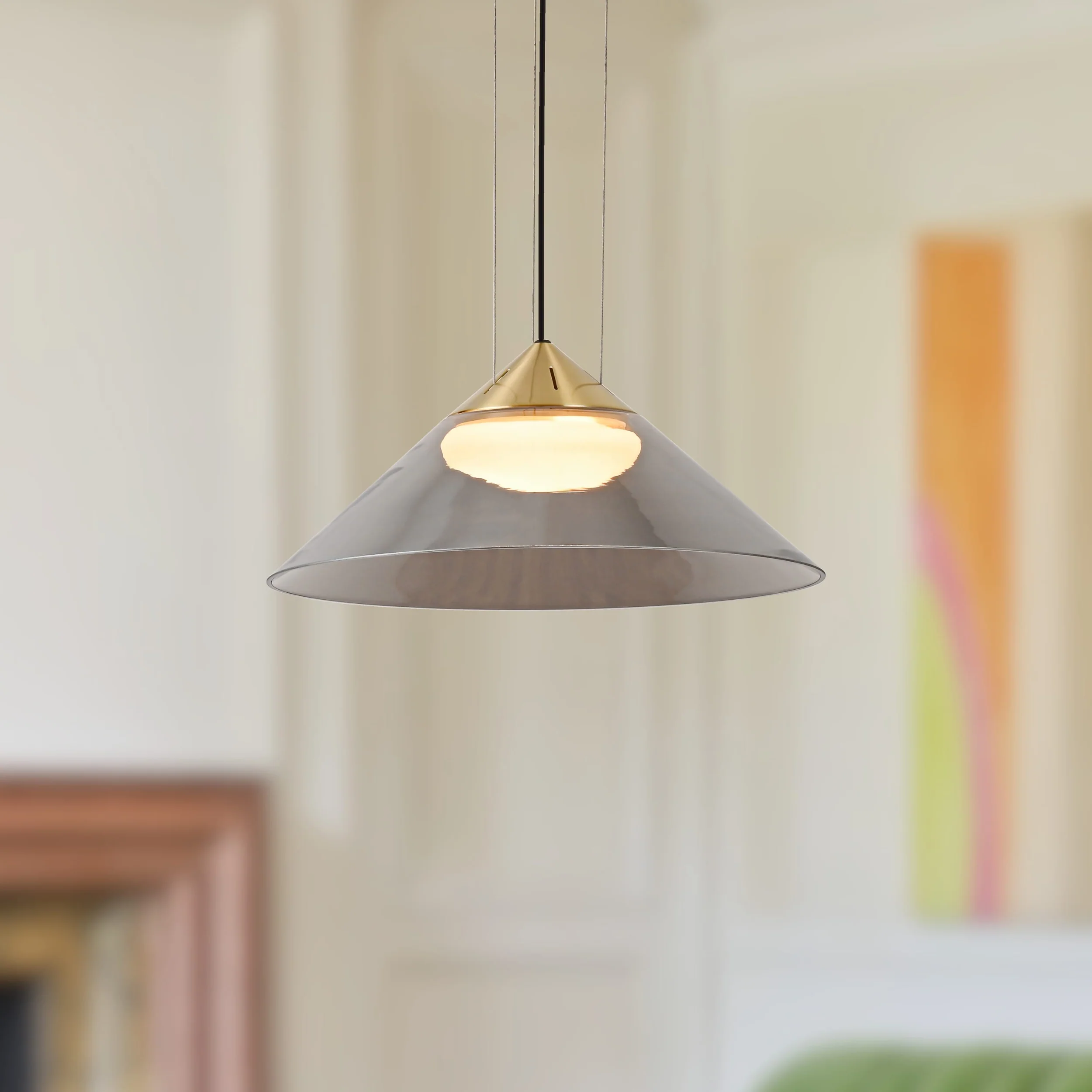 Lampa wisząca Presto 34 złota GX53 10W z dymiono-białym kloszem - Image 2
