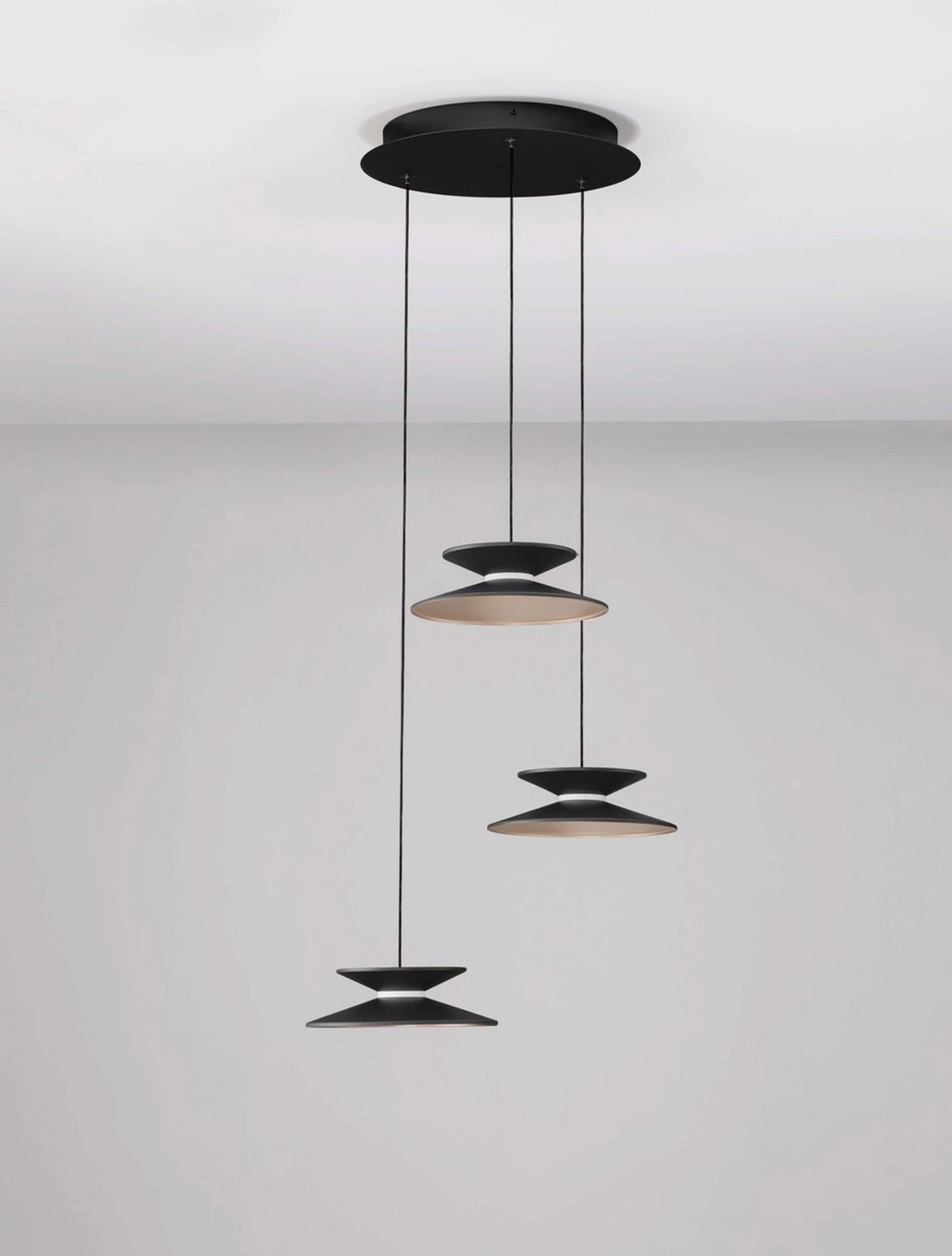 Lampa wisząca Sketter LED x3 złoto-czarna - Image 3
