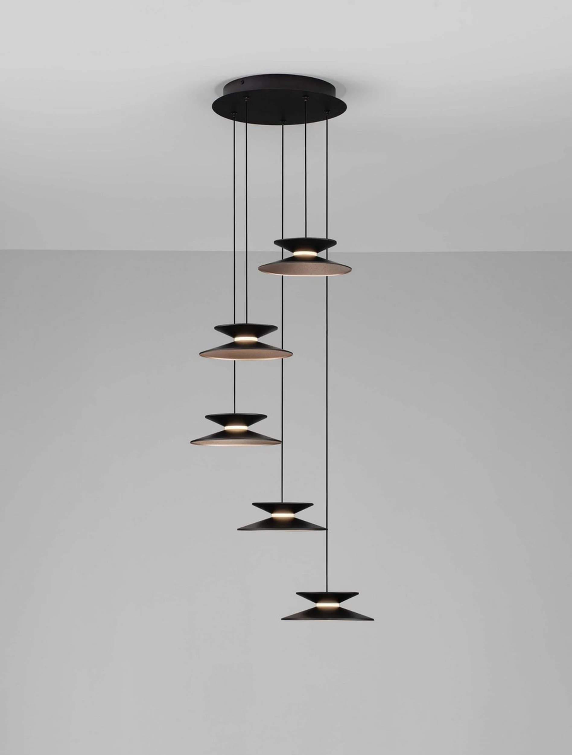 Lampa wisząca Sketter LED x5 złoto-czarna - Image 4