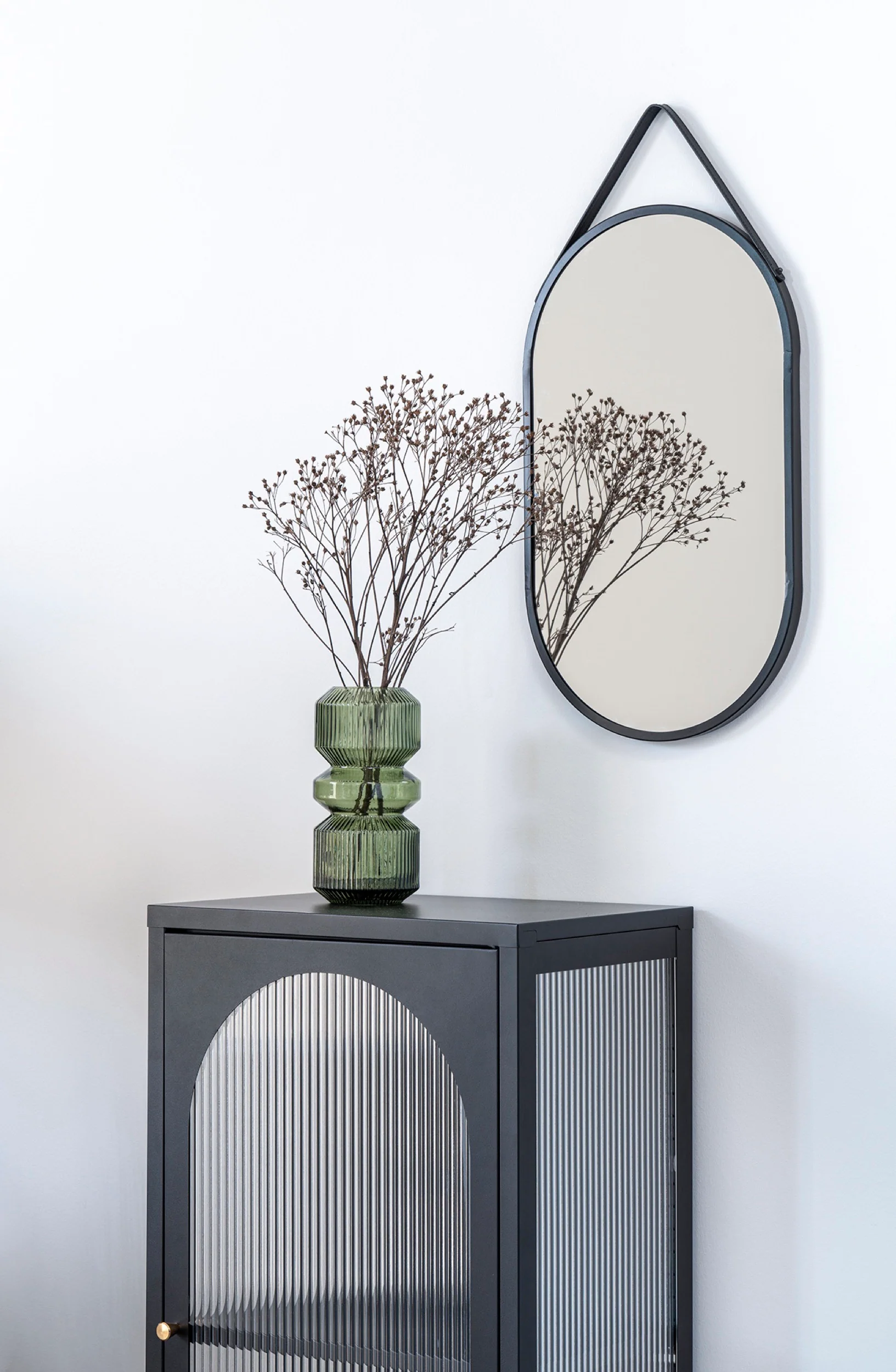 Lustro ścienne Magoita 30x60 cm z czarną ramą - Image 6