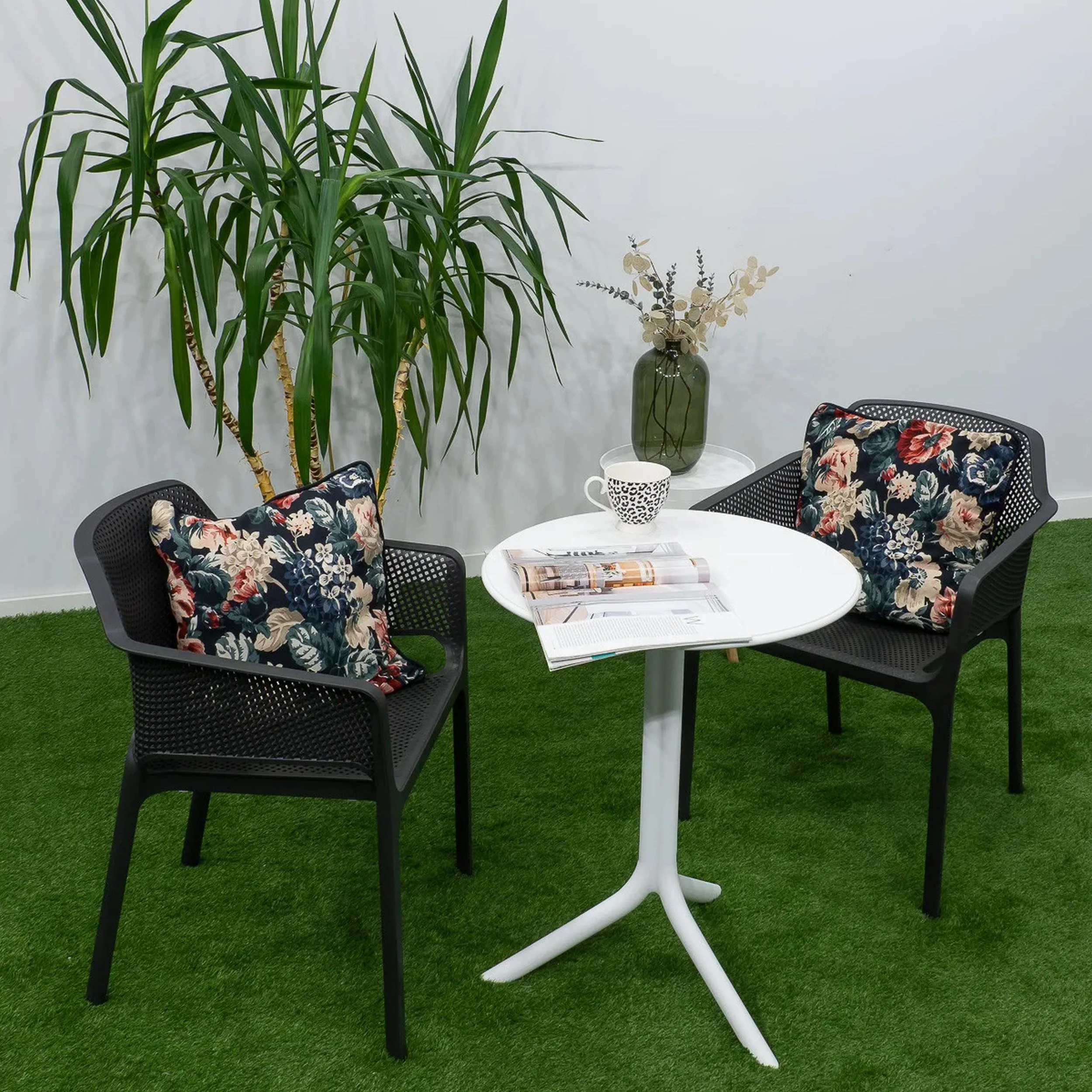 Okrągły stół ogrodowy Spritz Nardi 60 cm z certyfikowanego tworzywa biały - Image 3