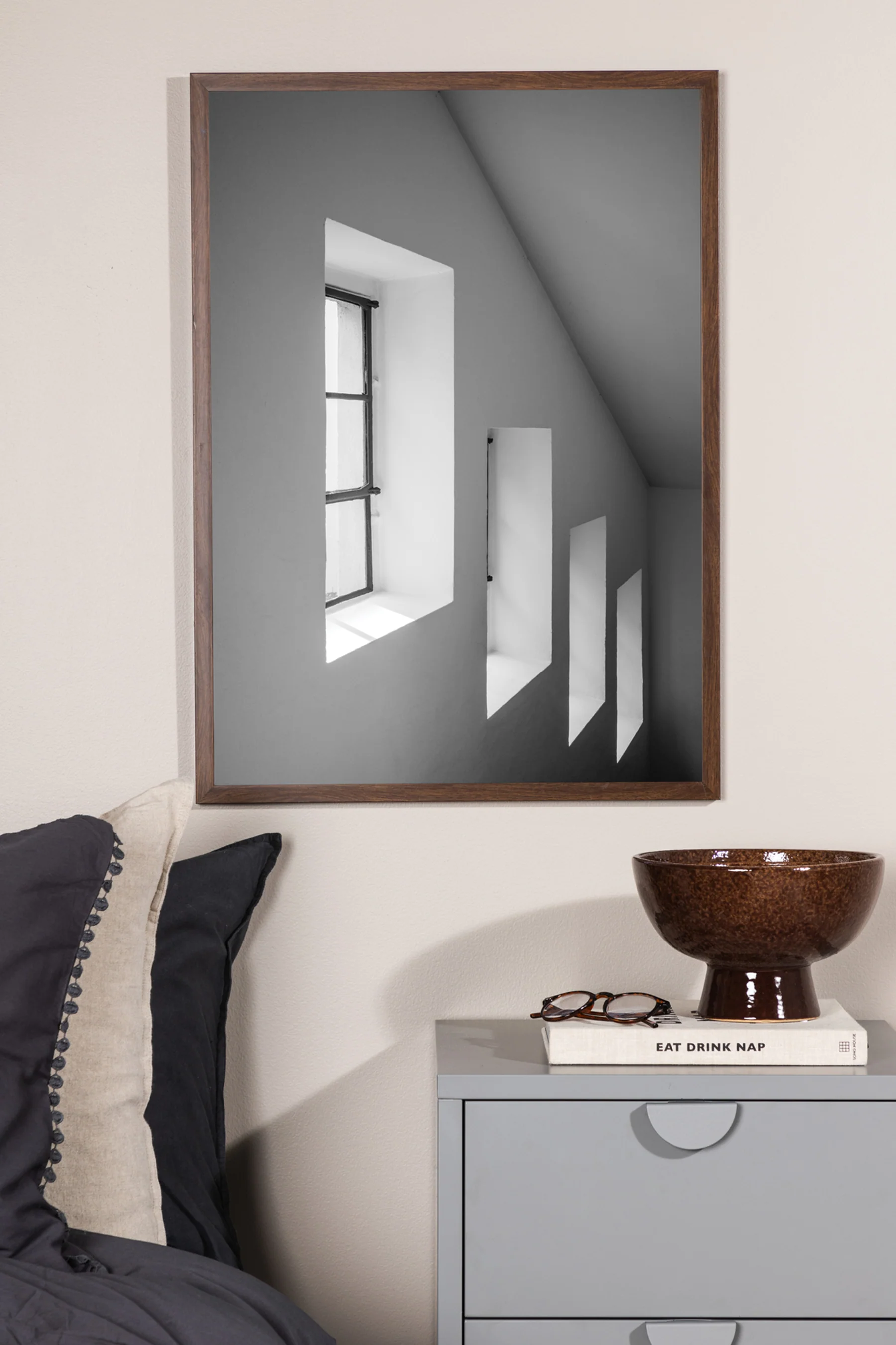 Plakat Ovvely 70x50 cm odcienie szarości - Image 2