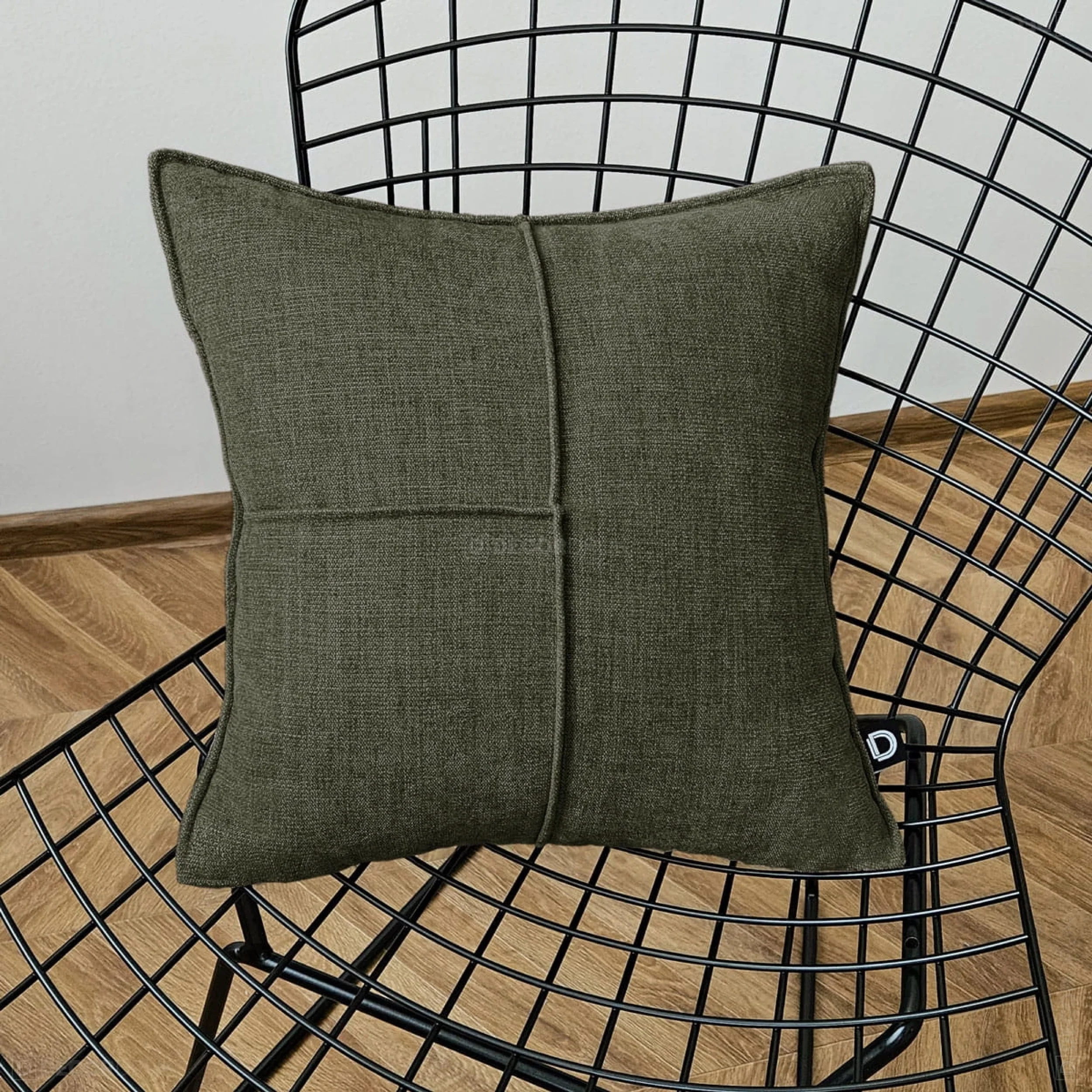 Poszewka dekoracyjna Modern 50x50 cm khaki - Image 2