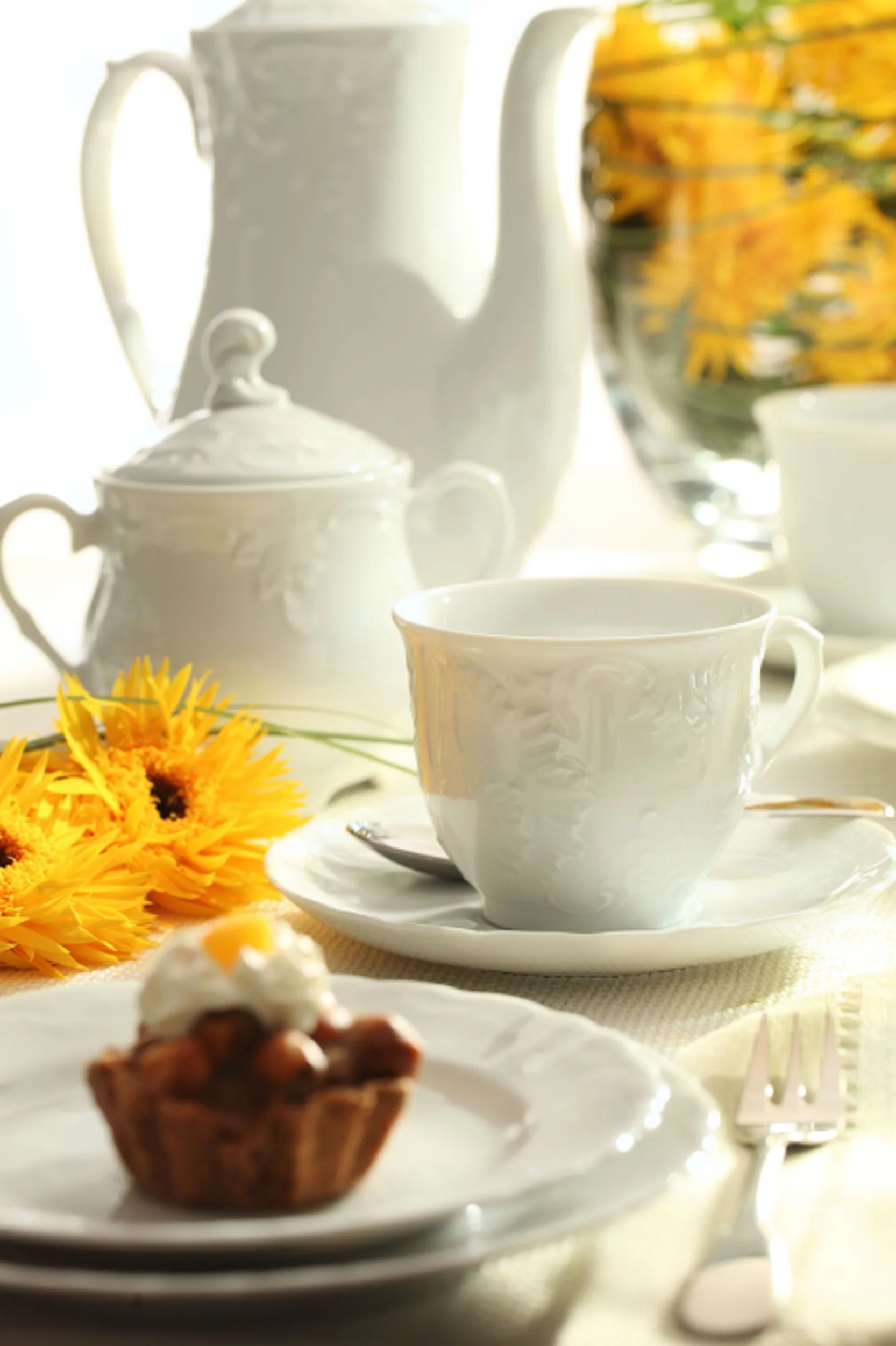 Serwis do kawy porcelanowy dla 6 os. Rococo biały - Image 8