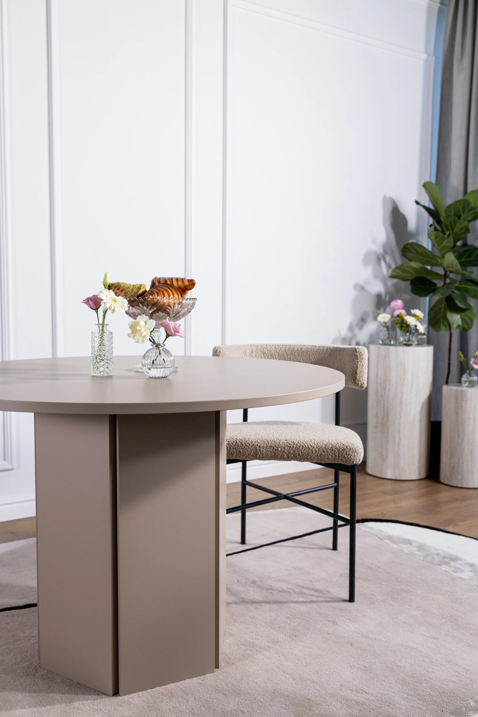 Stół do jadalni Hexa okrągły 110 cm Cappuccino - Image 4