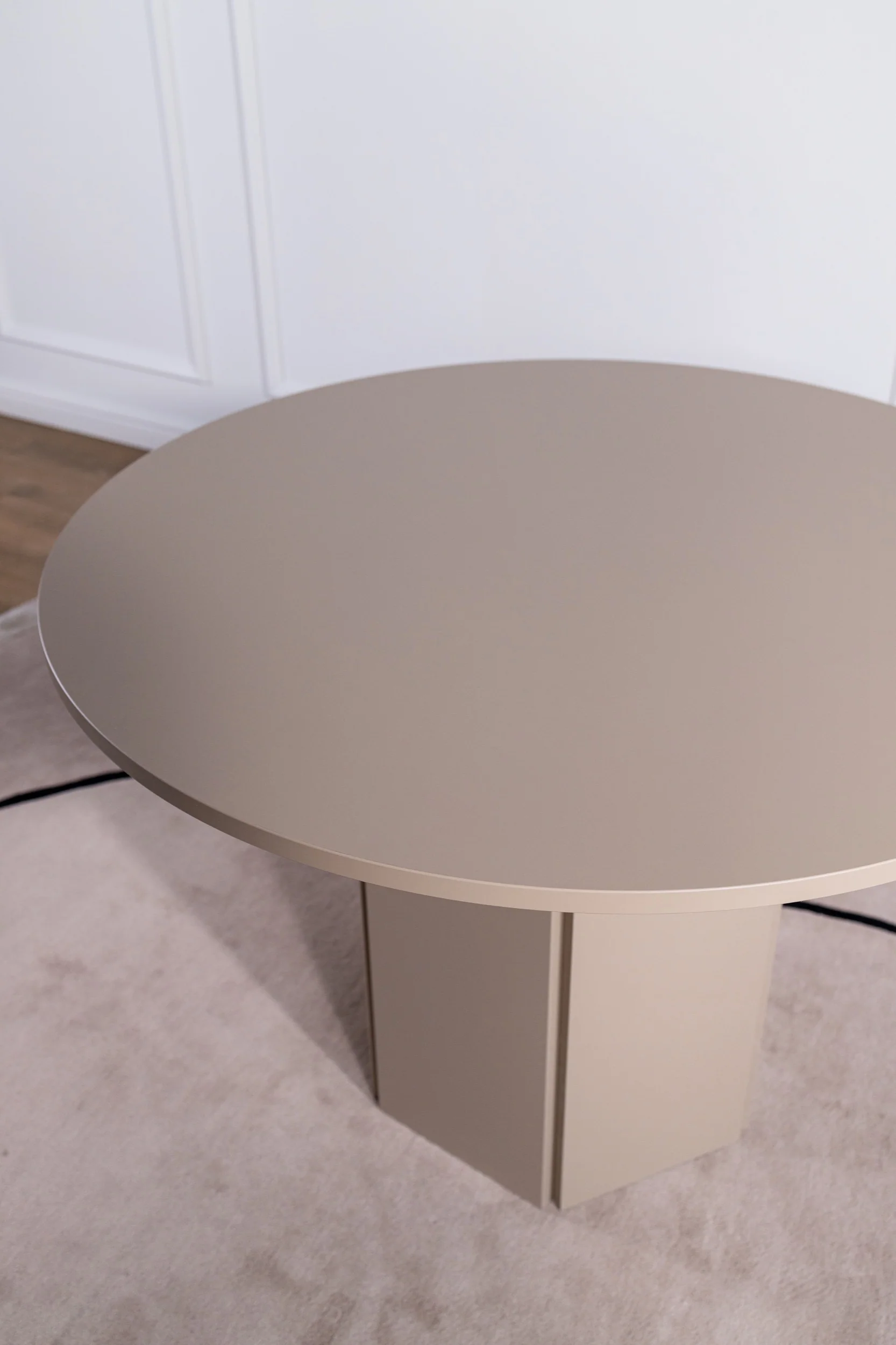 Stół do jadalni Hexa okrągły 110 cm Cappuccino - Image 5