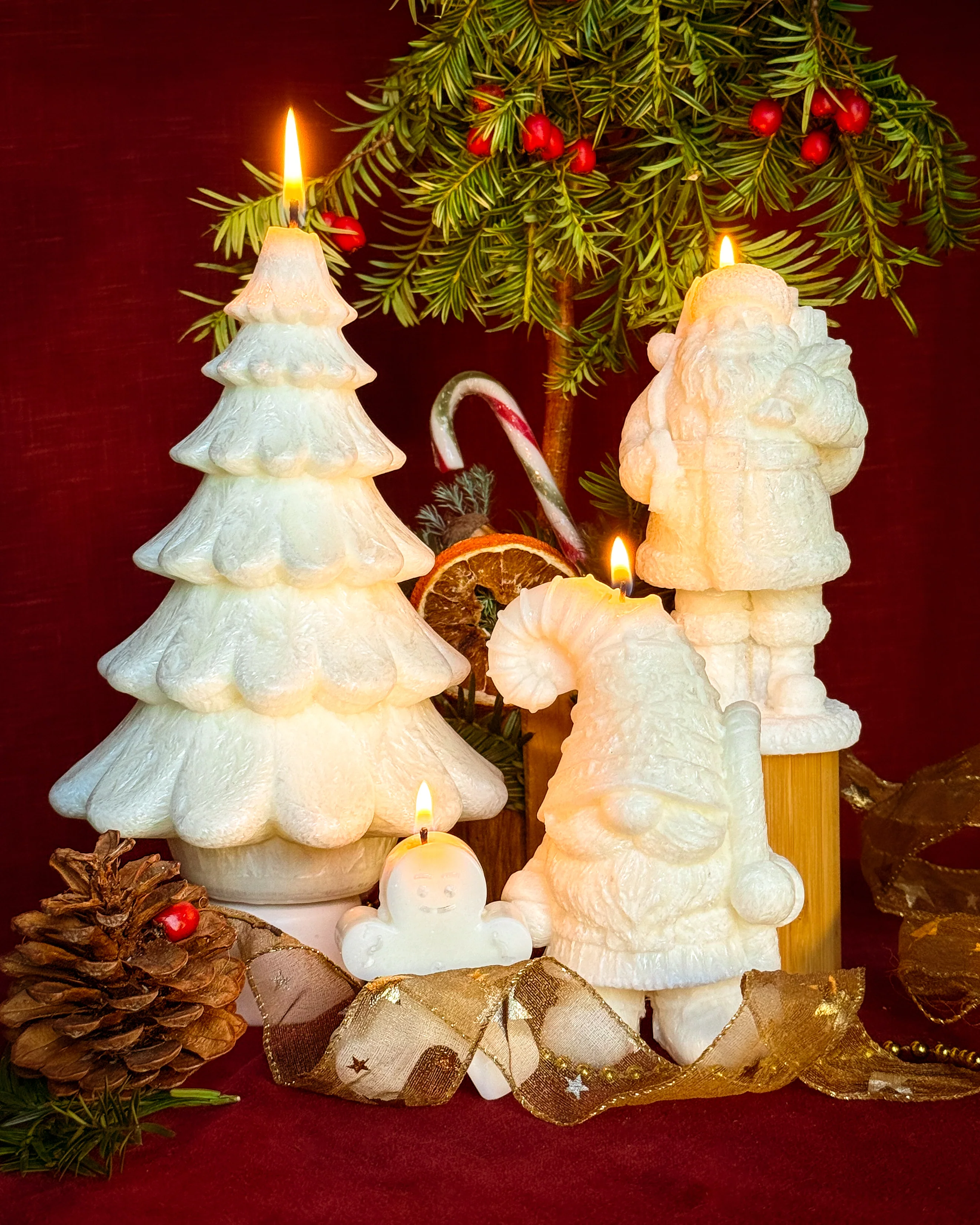 Świeca z wosku palmowego Christmas Santa Claus 300 g - Image 2