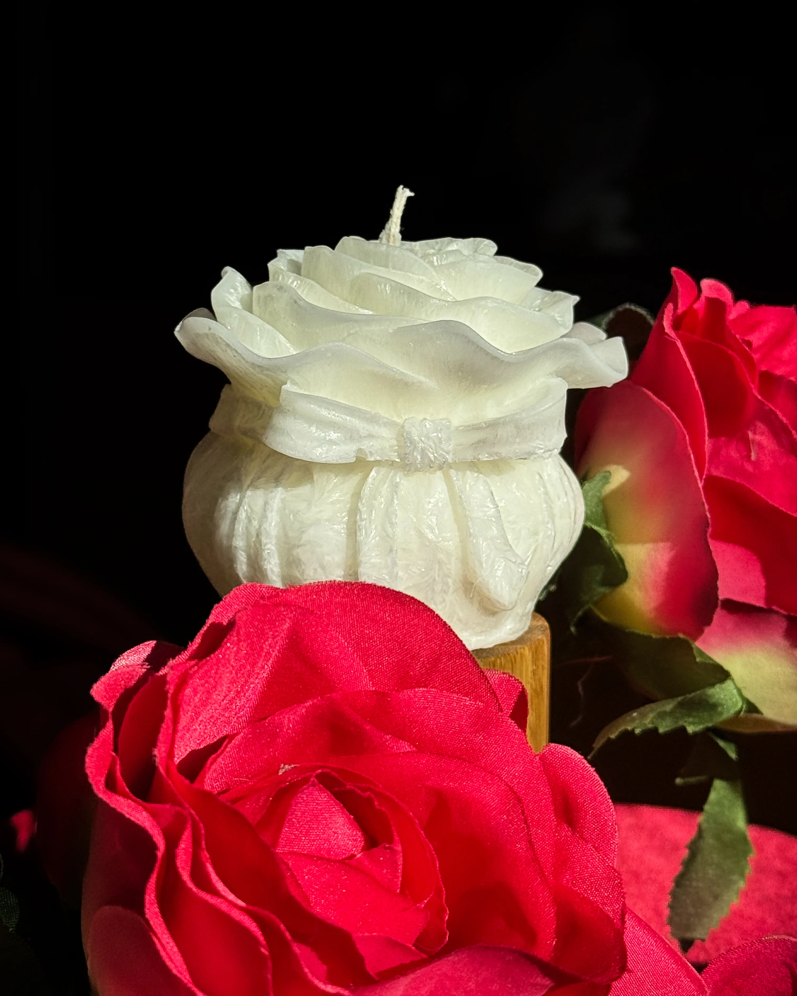 Świeca z wosku palmowego Rose Bow 155 g - Image 2