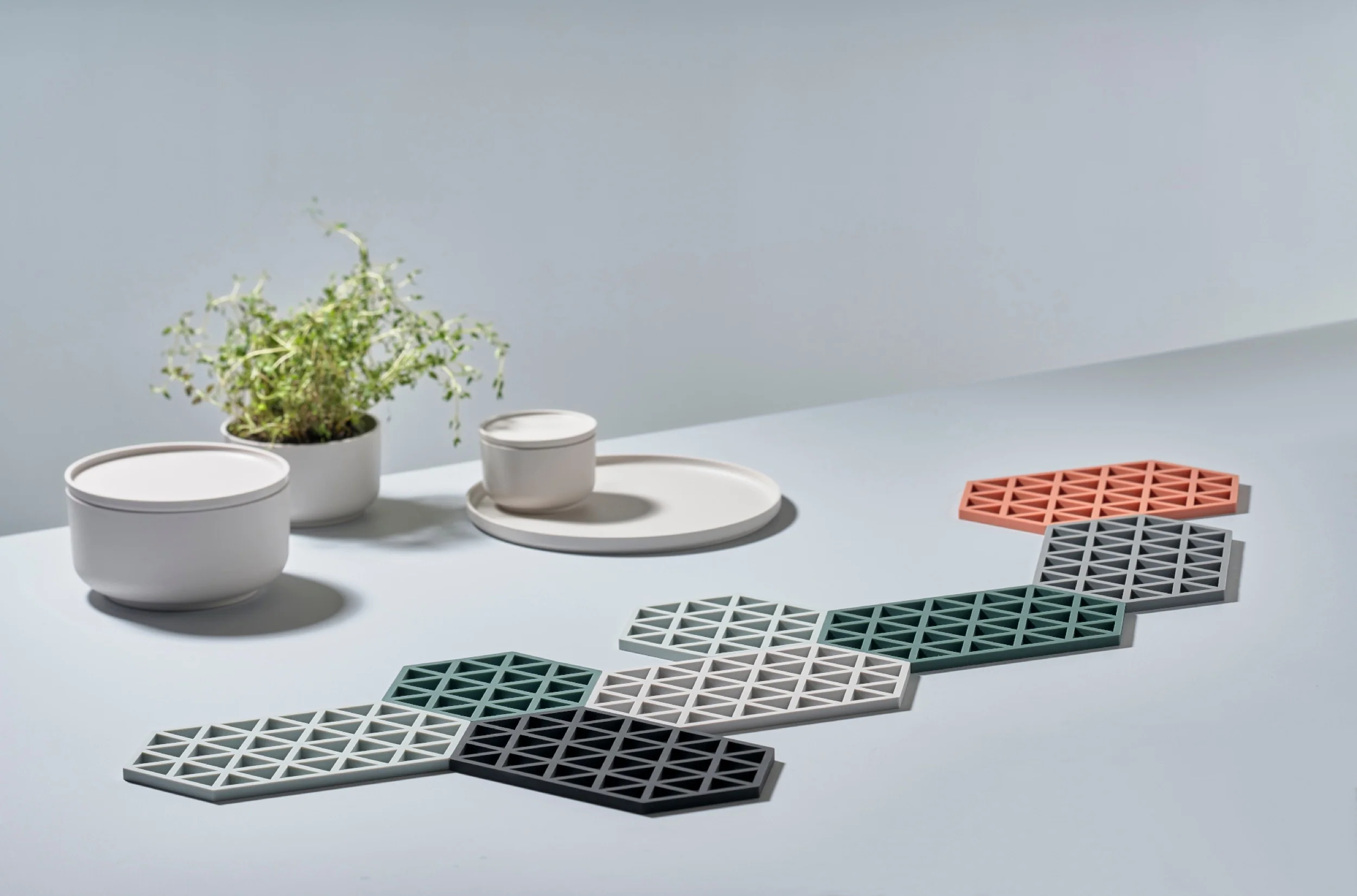 Zestaw 3 podkładek ochronnych Hexagon kolorowe - Image 4