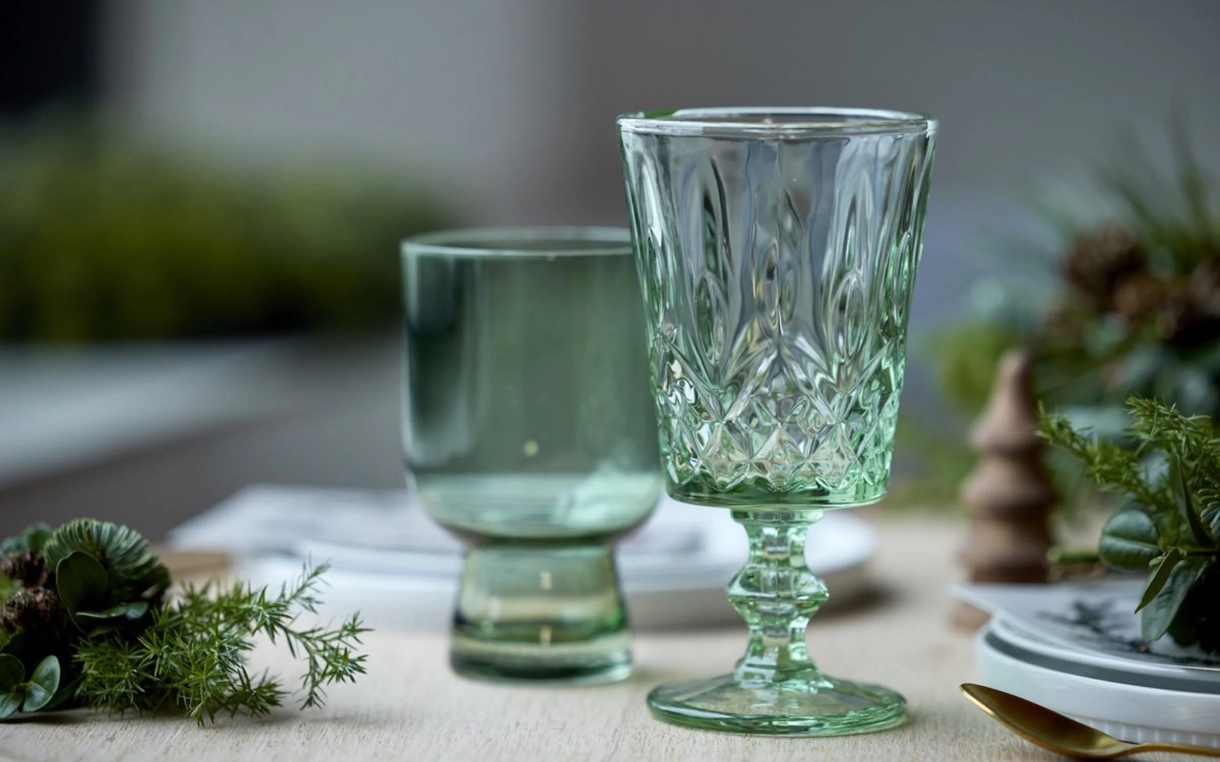 Zestaw 4 kieliszków do wina Sorrento 290 ml zielone - Image 3